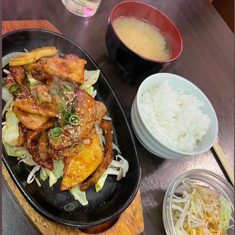 MIXコリアンカルビ定食(韓国鉄板焼・陣)