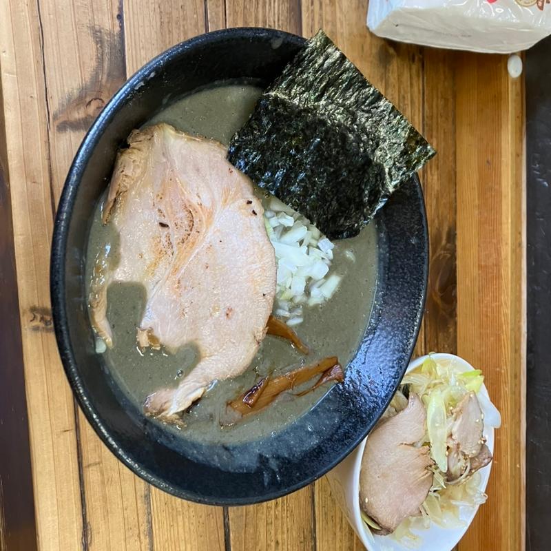 恋（濃い）煮干しとネギチャーシュー丼(麺屋てんやわんや )