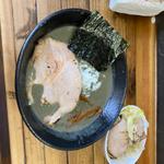 恋（濃い）煮干しとネギチャーシュー丼(麺屋てんやわんや )