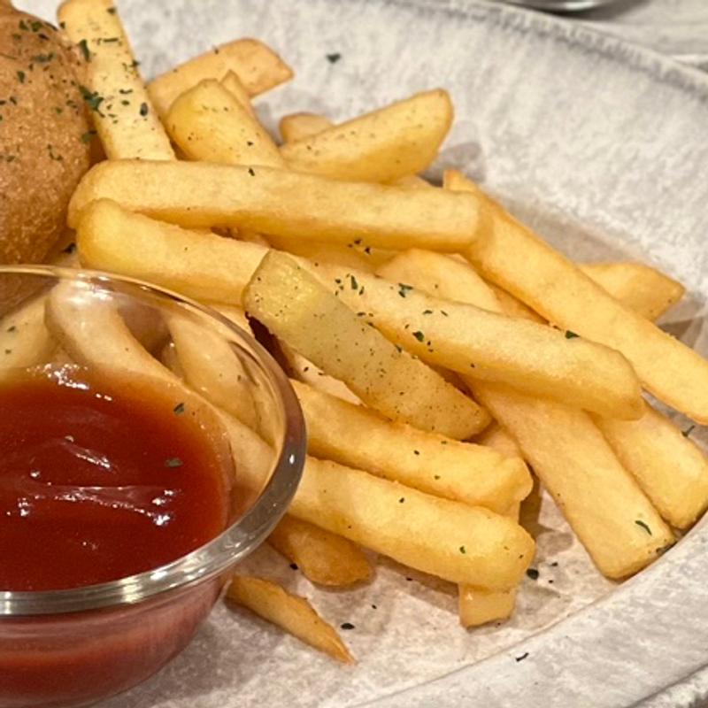 フライドポテト（ハーフ）(No.18 （ナンバージュウハチ）)