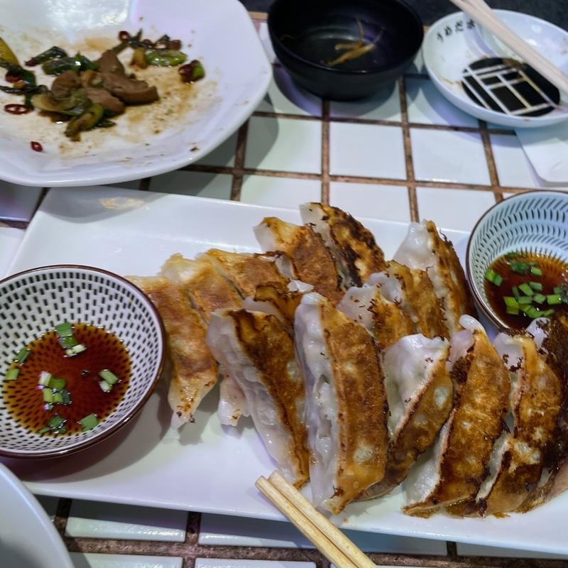 焼き餃子(大衆食堂 うめだホール)