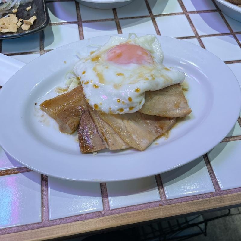 チャーシューエッグ(大衆食堂 うめだホール)