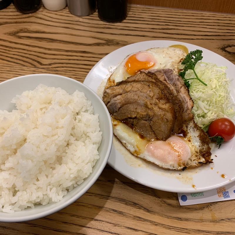 チャーシューエッグ　　(八千代)