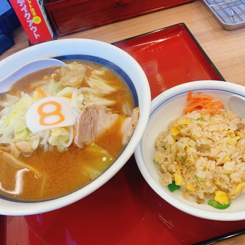 (８番らーめん 松任店 )