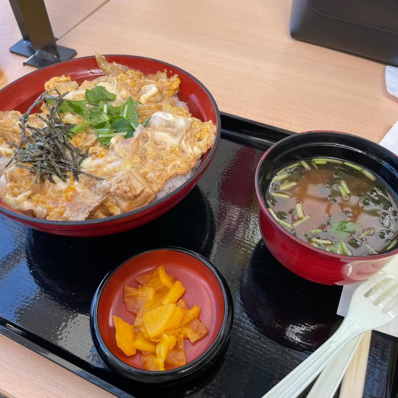 (どんぶり専門店 丼丼亭 天保山ハーバービレッジ２Ｆ店)