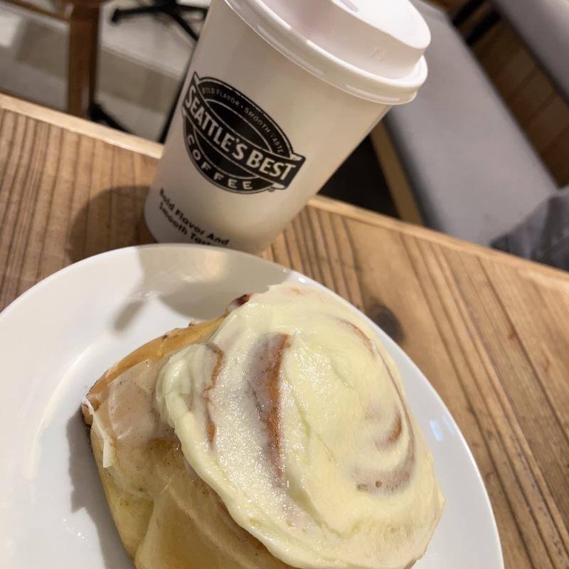 シナモンロール(シナボン・シアトルズベストコーヒー ルクア⼤阪店)