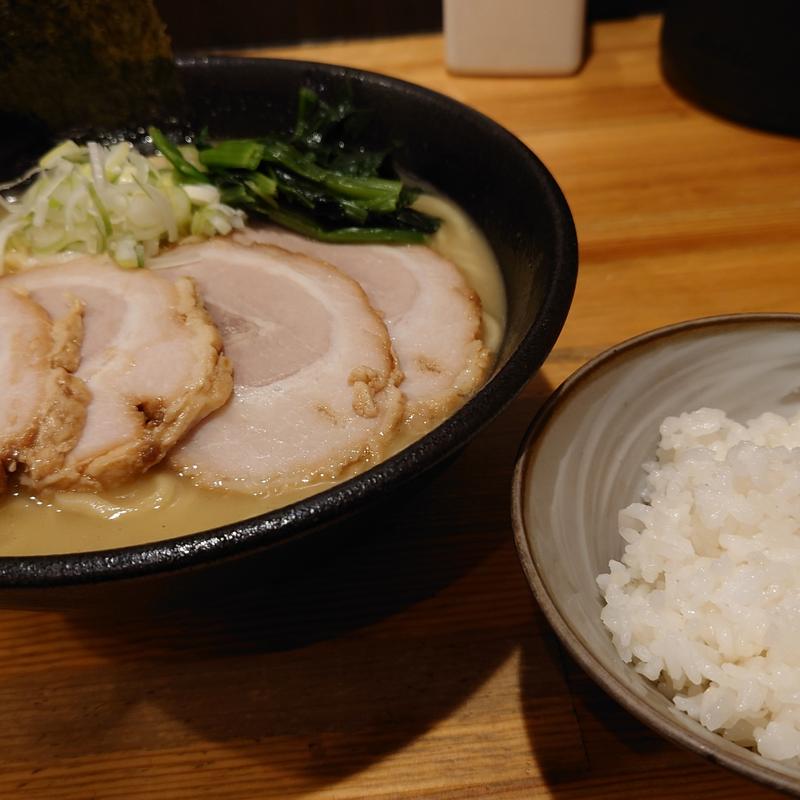 チャーシュー麺(町田商店 新百合ヶ丘店)