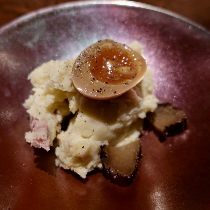 宮古味噌と燻りガッコの自家製ポテトサラダ(島の居酒屋　眞丑 （マウシ）)