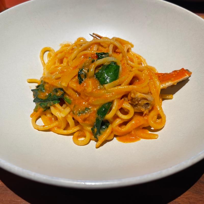 ズワイ蟹とワタリ蟹のトマトクリームソース(ザ・タワー タヴァン バー＆グリル

)