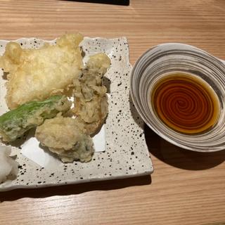 牡蠣天ぷら定食(魚食処 一豊 服部緑地公園店)