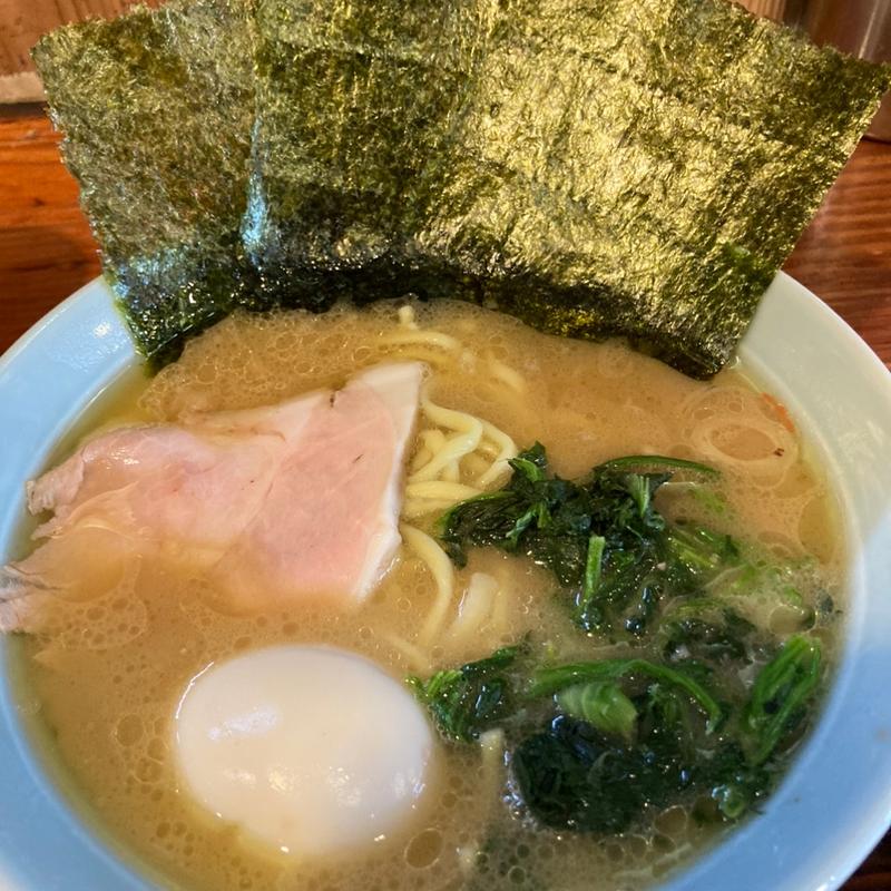ラーメンと味付半熟玉子(らーめん萬家)