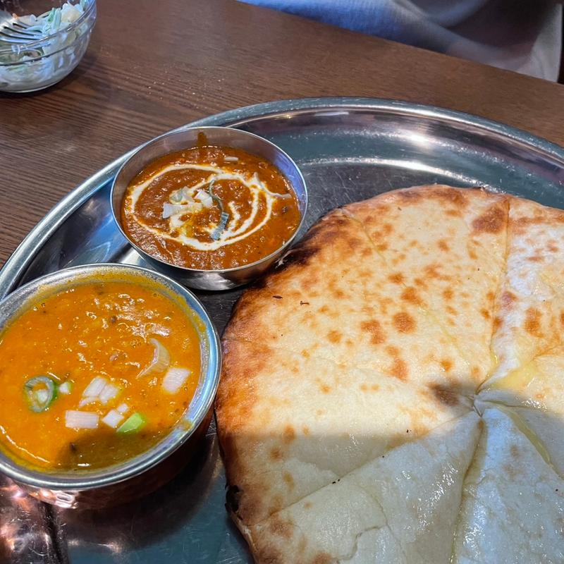 キーマカレーと豆カレー(アムリタ インドスパイスカレーとナンと)