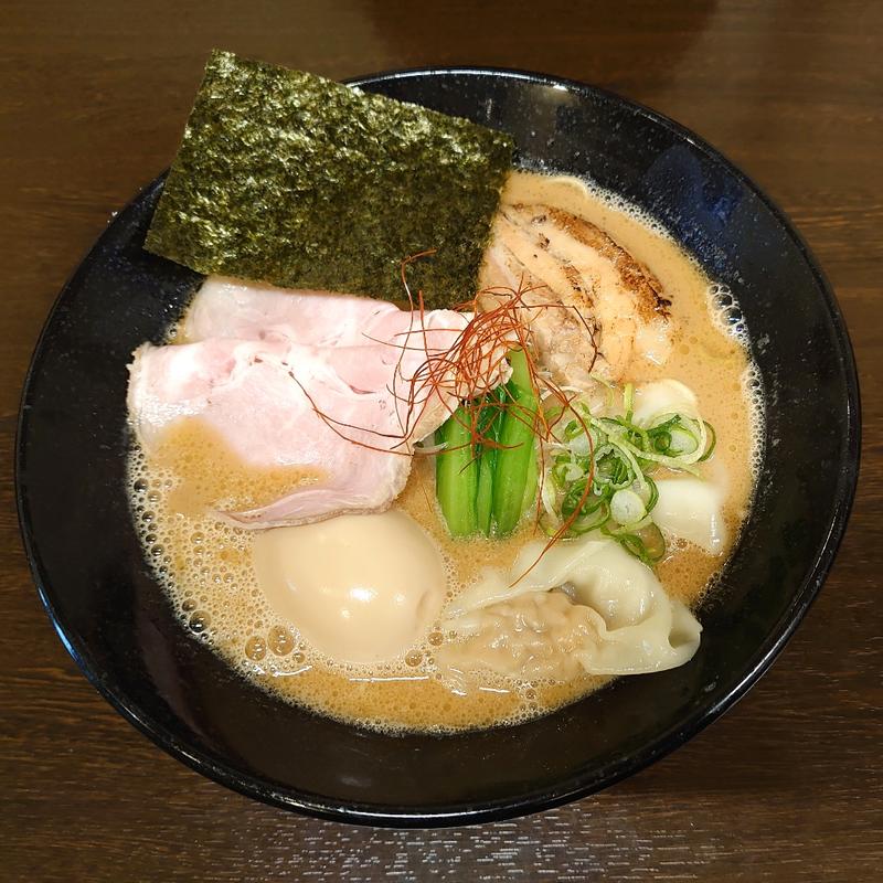 特製濃厚鶏そぱ(麺屋七利屋)