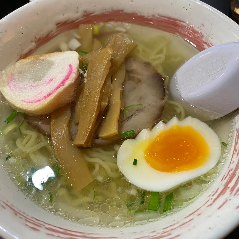 塩ラーメン(ハーフ)(麺厨房あじさい　本店)