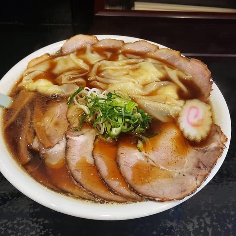 チャーシューワンタンメン(中華そば あかりや)