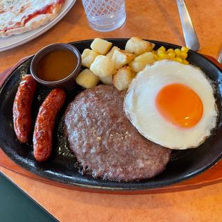 ハンバーグ(サイゼリヤ 新潟紫竹山店 )