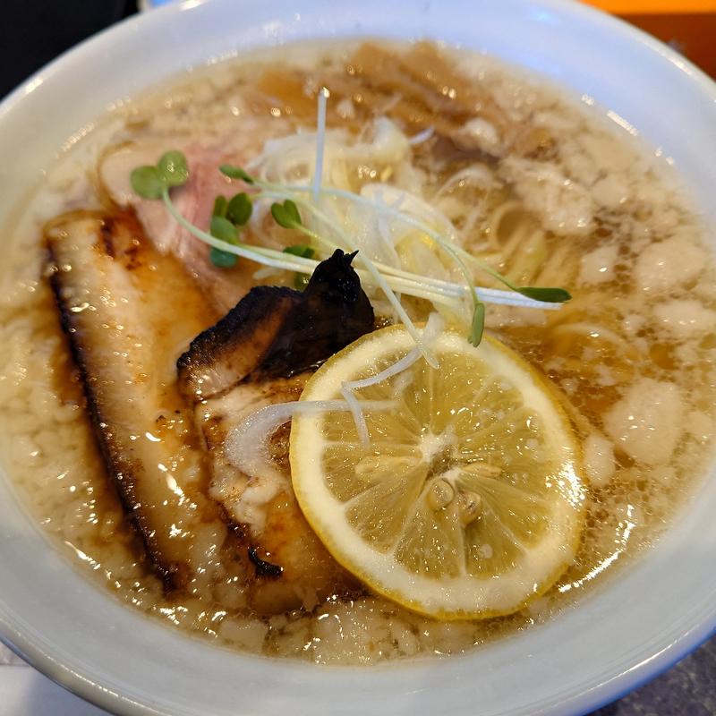 背脂とんちんたん醤油ラーメン(和らーめん　なかお)