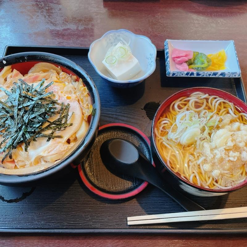 親子丼セット温かいそば(松喜庵)