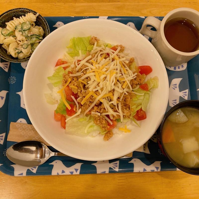 タコライス、スープ、マカロニサラダ(ぐるぐる食堂 / Guru-Guru Shokudo)