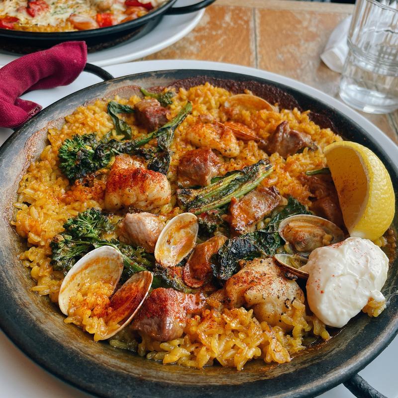 季節のパエリア　タパスセット(LA BODEGA)