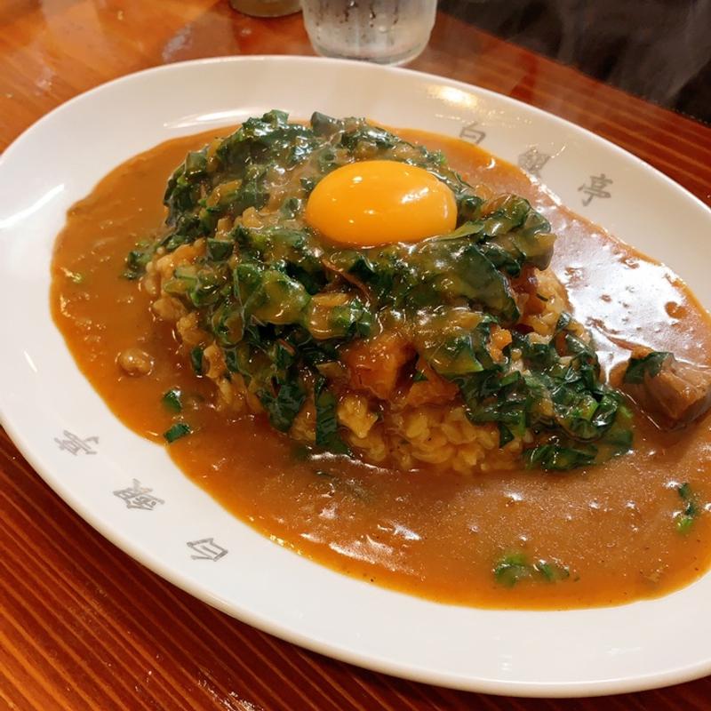 とんかつカレー＋ほうれん草＋たまご(白銀亭)