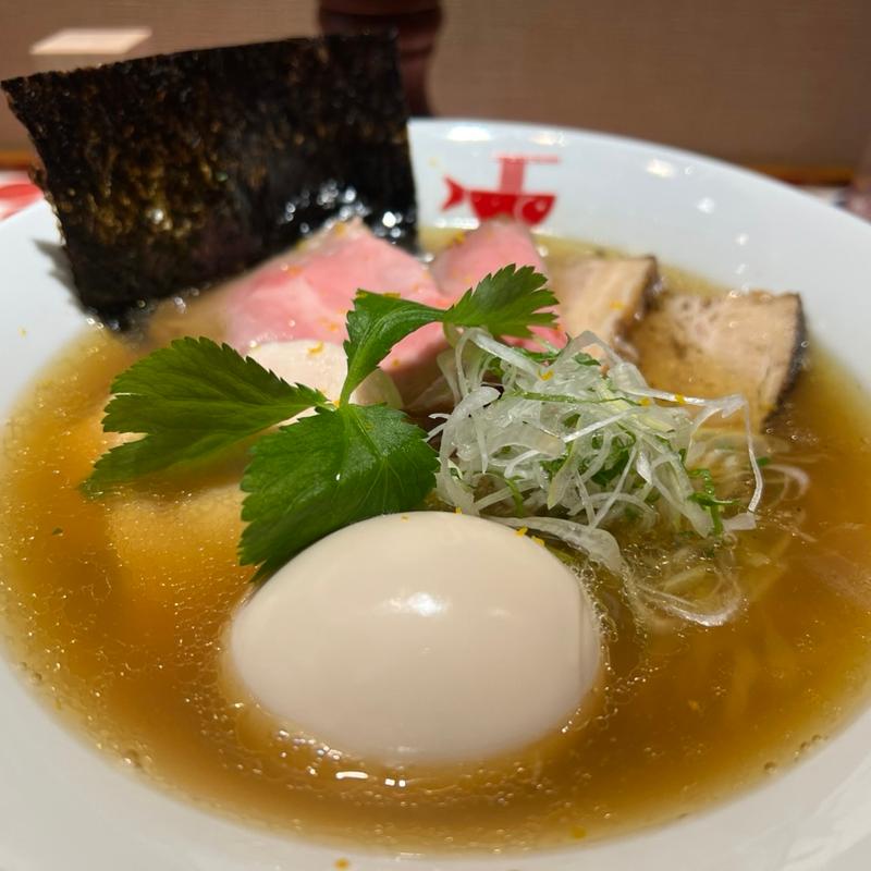 特製鯛塩ラーメン　縮れ麺(瀬戸内ラーメン めで鯛)