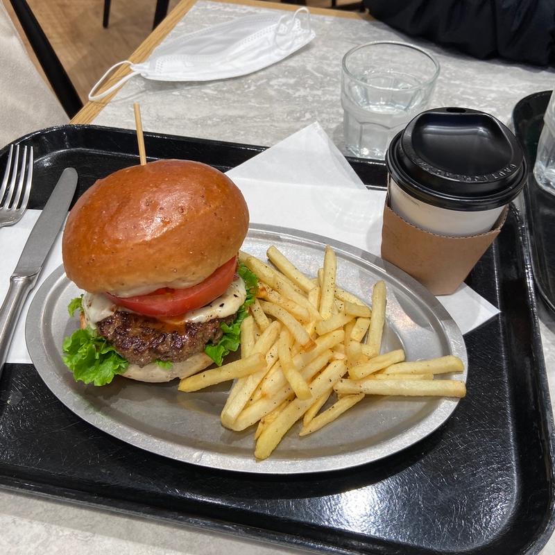 ニューヨークハンバーガー(エルク ニューヨーク ブランチ 浦添パルコシティ店)