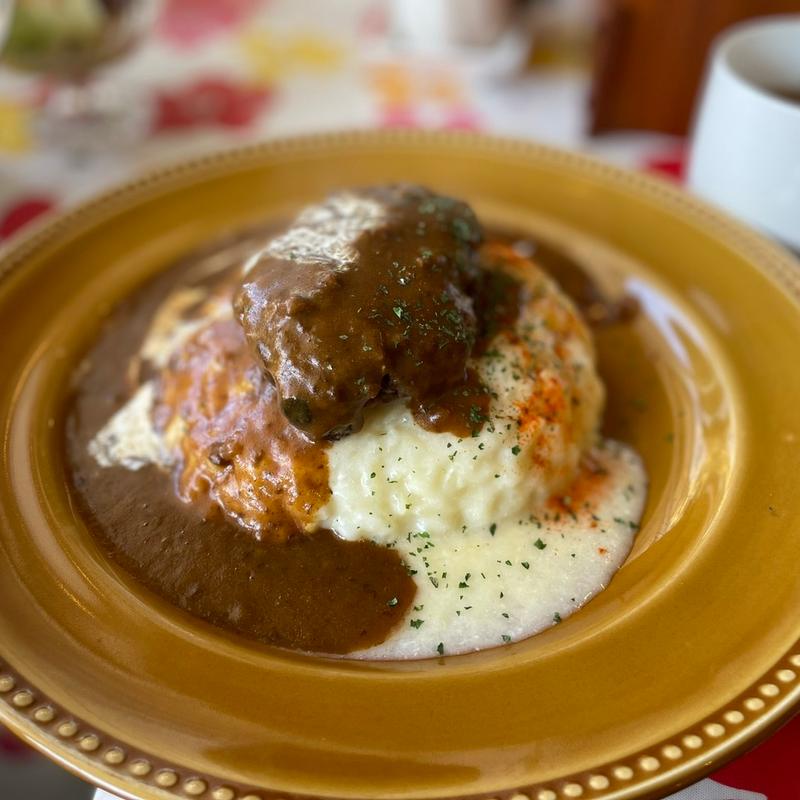 極上ハンバーグカレー(つぼやきカレー キートン 上安店 )