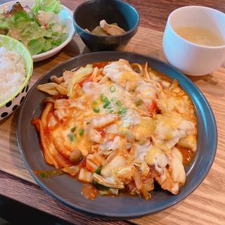 豚キムチ定食(ジャグカフェ （【旧店名】カフェ・ジャグスカッドベース）)