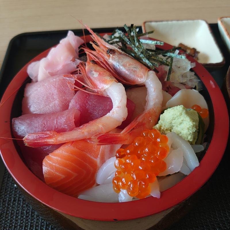 海鮮丼＋大盛り(場外市場 寺田屋商店)