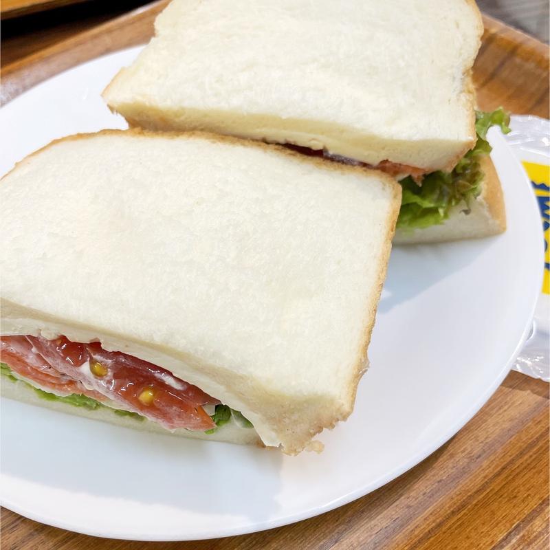 サーモンチーズ(サンドイッチファクトリー・オーシーエム)