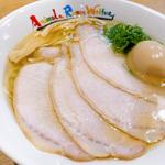 特選塩中華そば(塩中華そば おかだ なんばラーメン一座店)