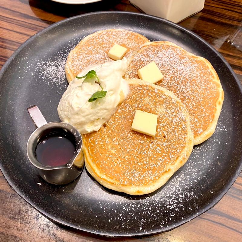 天神パンケーキ(SPECIALITY COFFEE ＆ SWEETS CREAM KITCHEN ( クリームキッチン ))