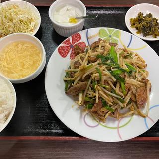 ニラレバ定食(壱岐食堂)