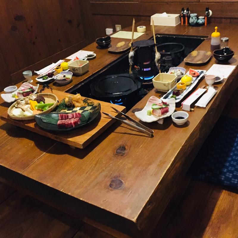 夜の囲炉裏会席(いやしの里 樹やしき )