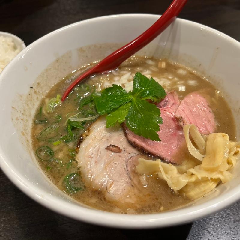 鶏豚骨ラーメン(中も津屋 西本町店)