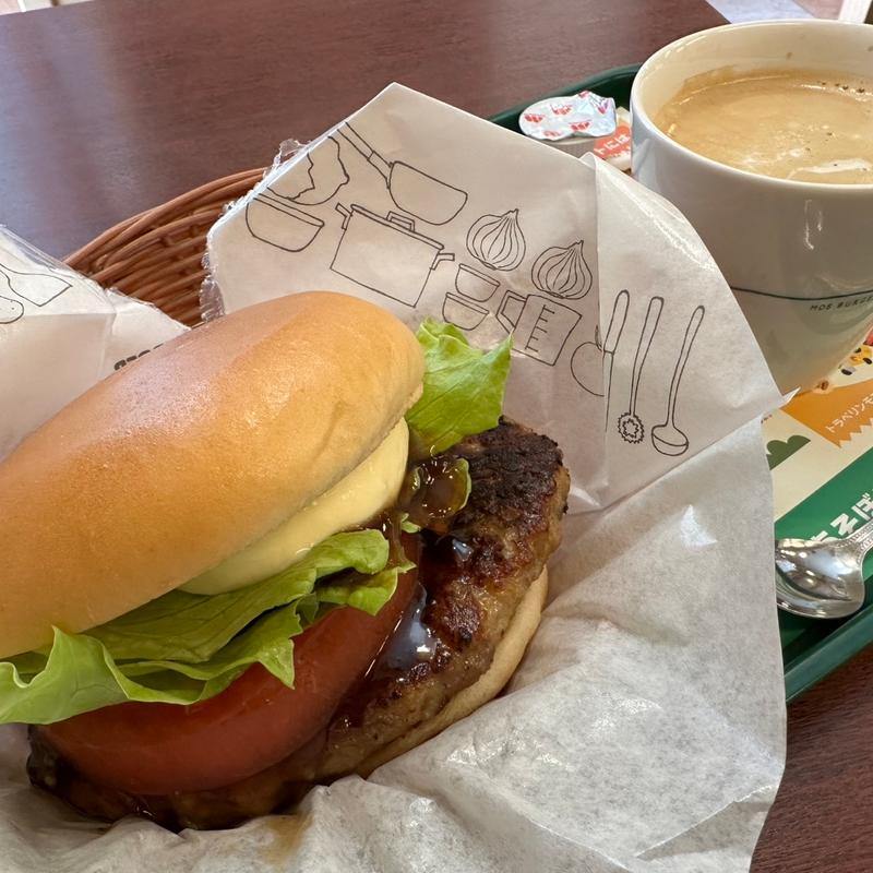 とびっきりトマト レタス バーガー(モスバーガー 烏丸今出川店)