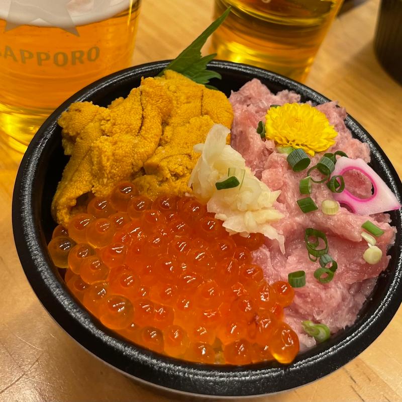 生ウニイクラねぎトロ丼(甲羅組 2号店 （コウラグミ）)