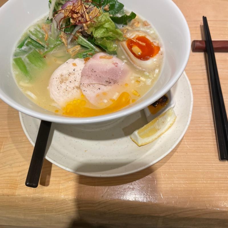 こだわり麺の鶏白湯そば(船橋蔭虎)