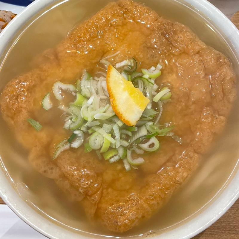 きつねうどん(恵味うどん)