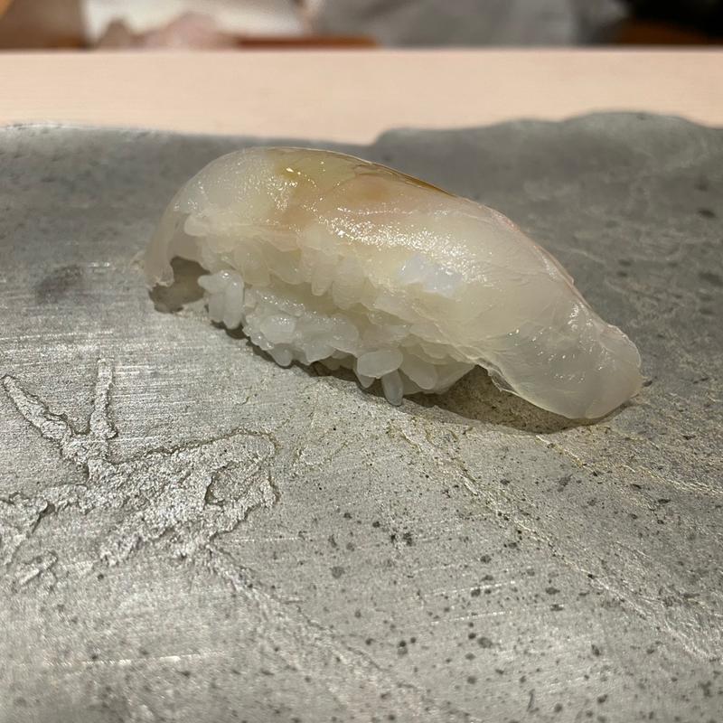 (鮨・料理 なかた)