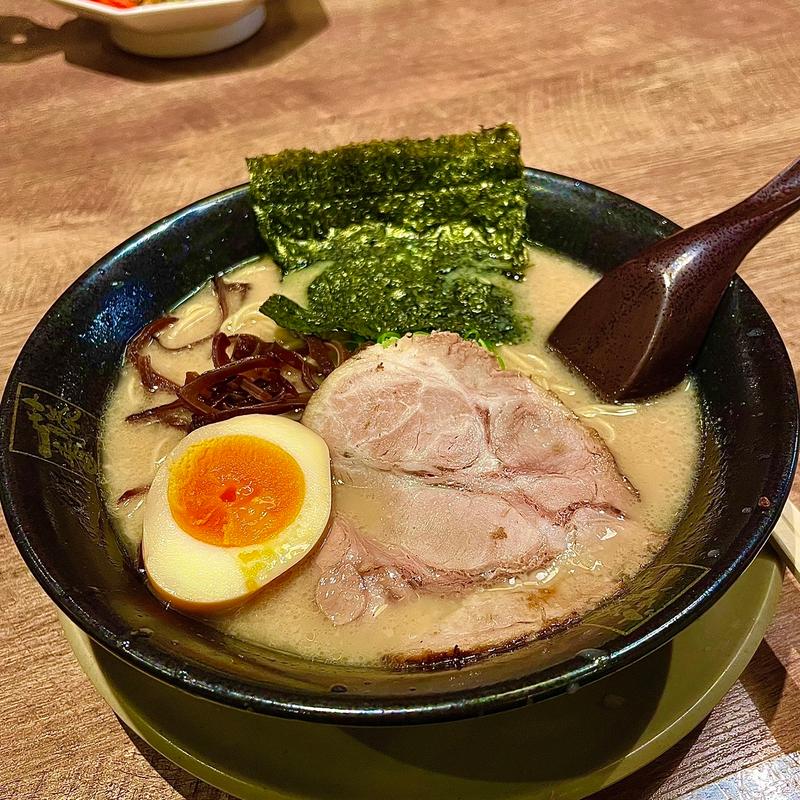 コク旨とんこつラーメン(藤一番 津島店)