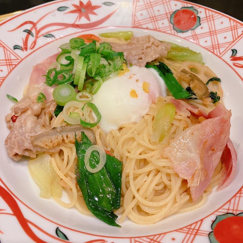 京のもち豚と京野菜の具だくさん醤油バター(京風スパゲッティー 先斗入ル 新宿サブナード店)