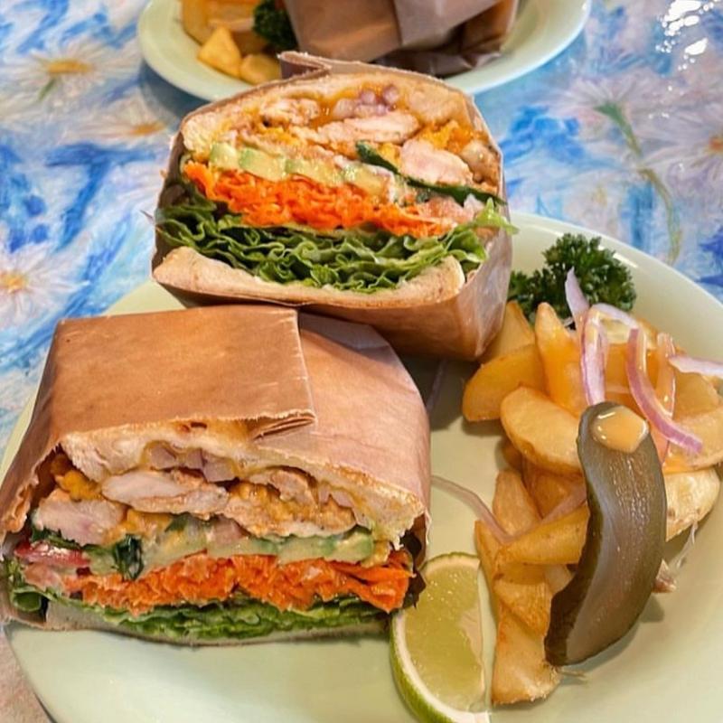 (ムームーフェイマスデリ)