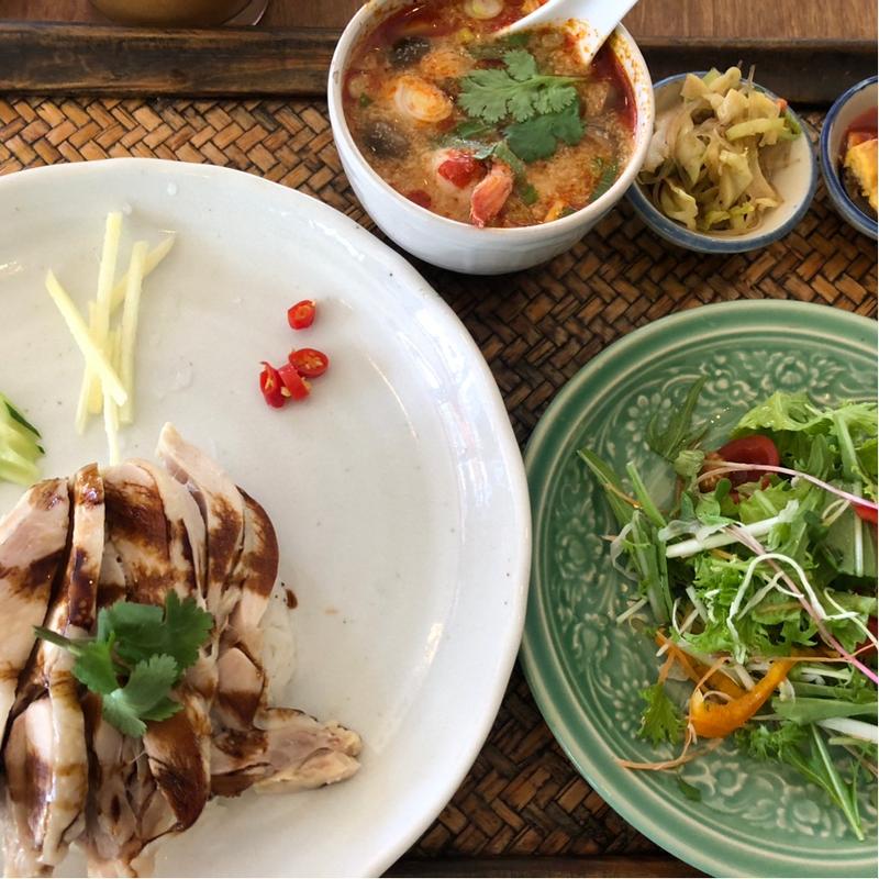 カオマンガイ　トムヤムクン(CHANG－NOI （チャンノイ）)