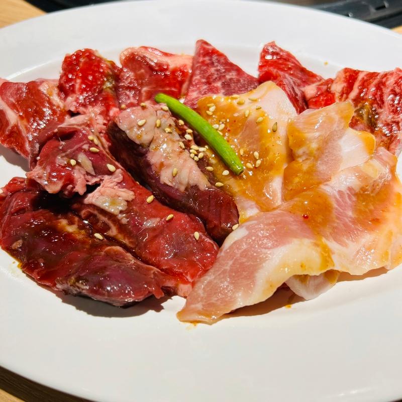 焼肉定食B(焼肉六甲 梅田茶屋町店)