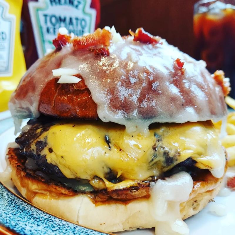 グレーズドバーガー(LAIDBACK by Burgerlion)