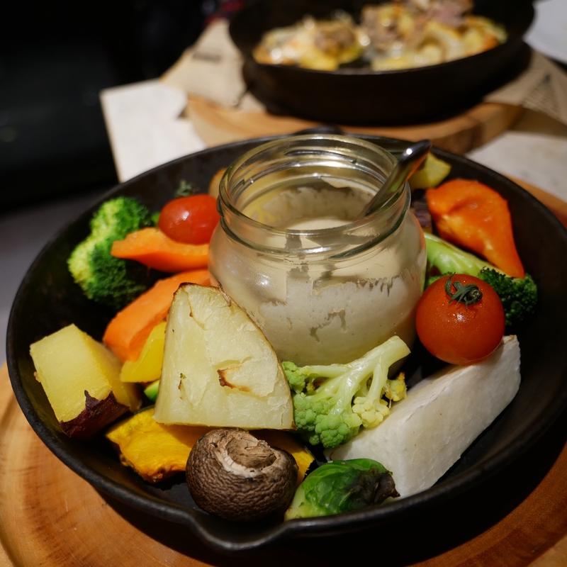 あったか野菜の瓶詰めバーニャカウダ(BELLA BOCCA なんば店)