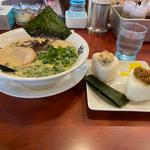 とんこつラーメン、おにぎりセット