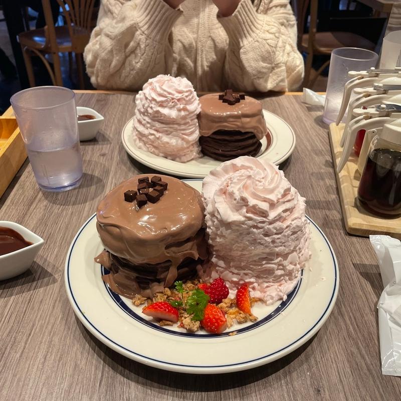 (Eggs 'n Things 原宿店)